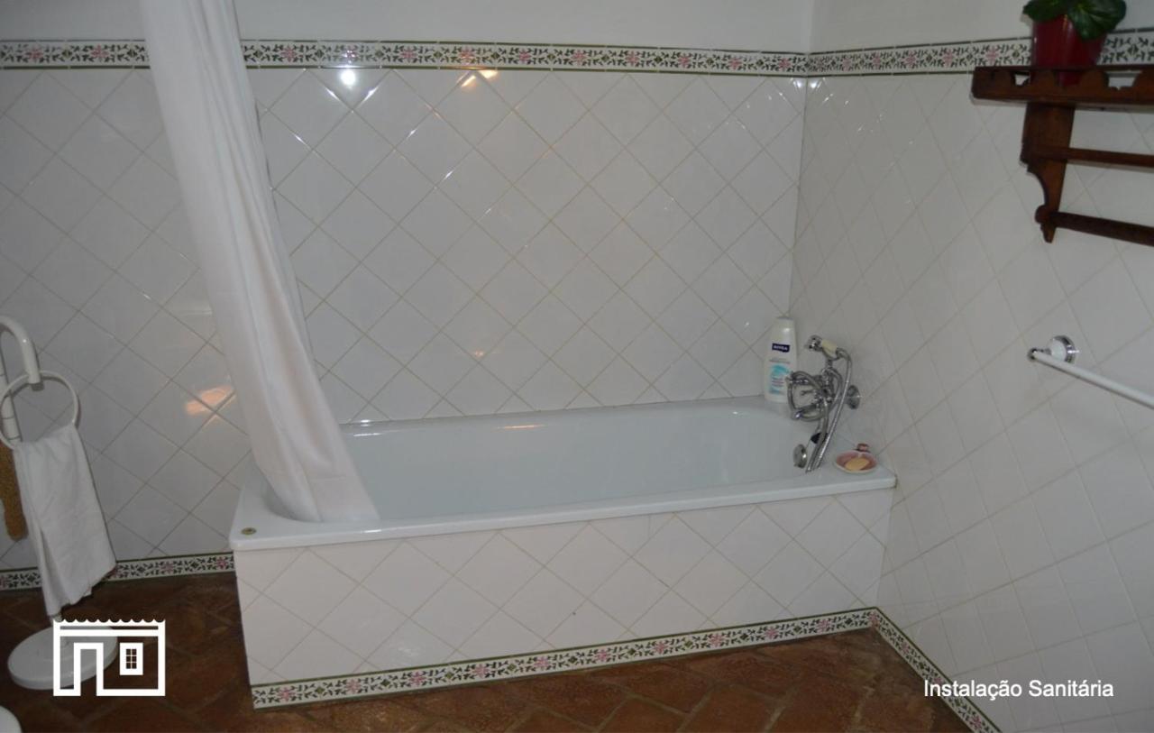 Casinha De Montoito Villa ภายนอก รูปภาพ